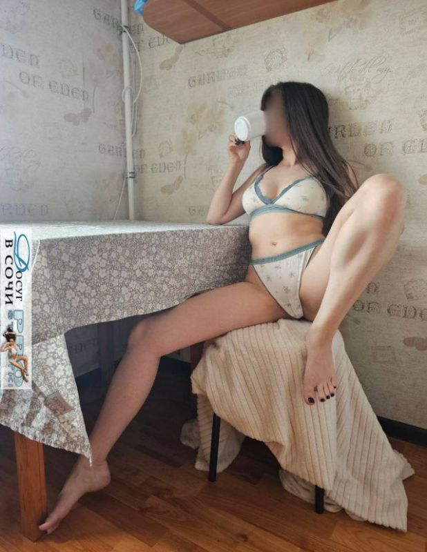   , , +7 (991) 004-6397
